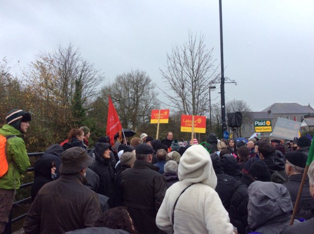 CUVuTo6WEAA0xw2.jpg large